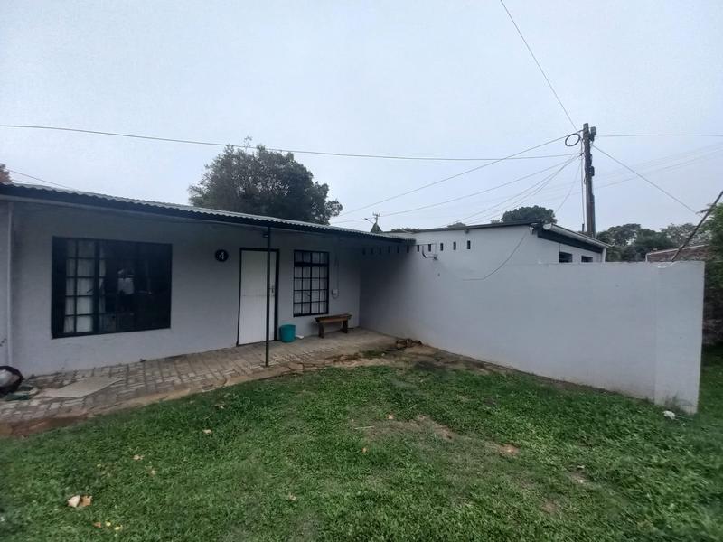 To Let 2 Bedroom Property for Rent in Oatlands Eastern Cape